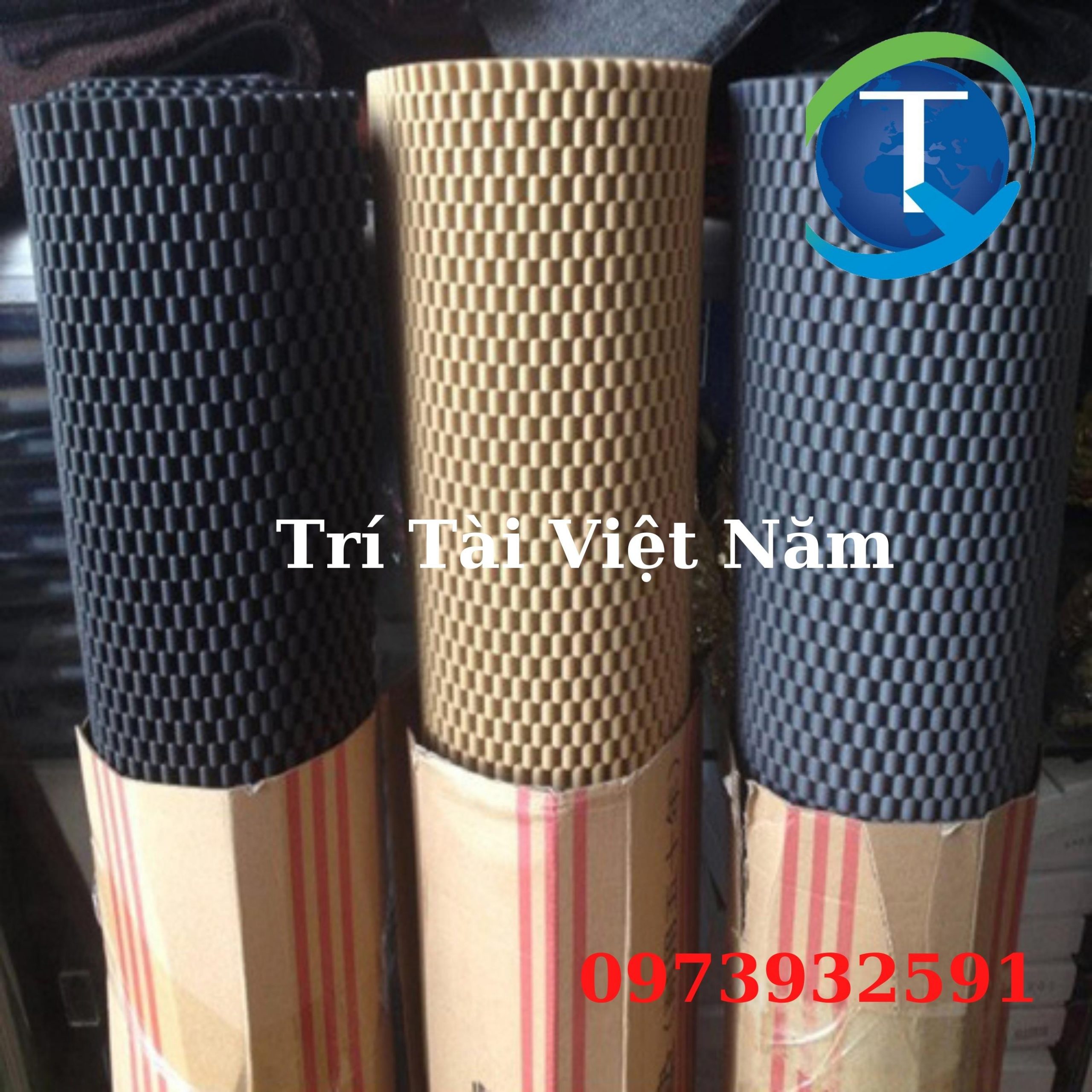 Thảm cao su lót sàn xe ô tô